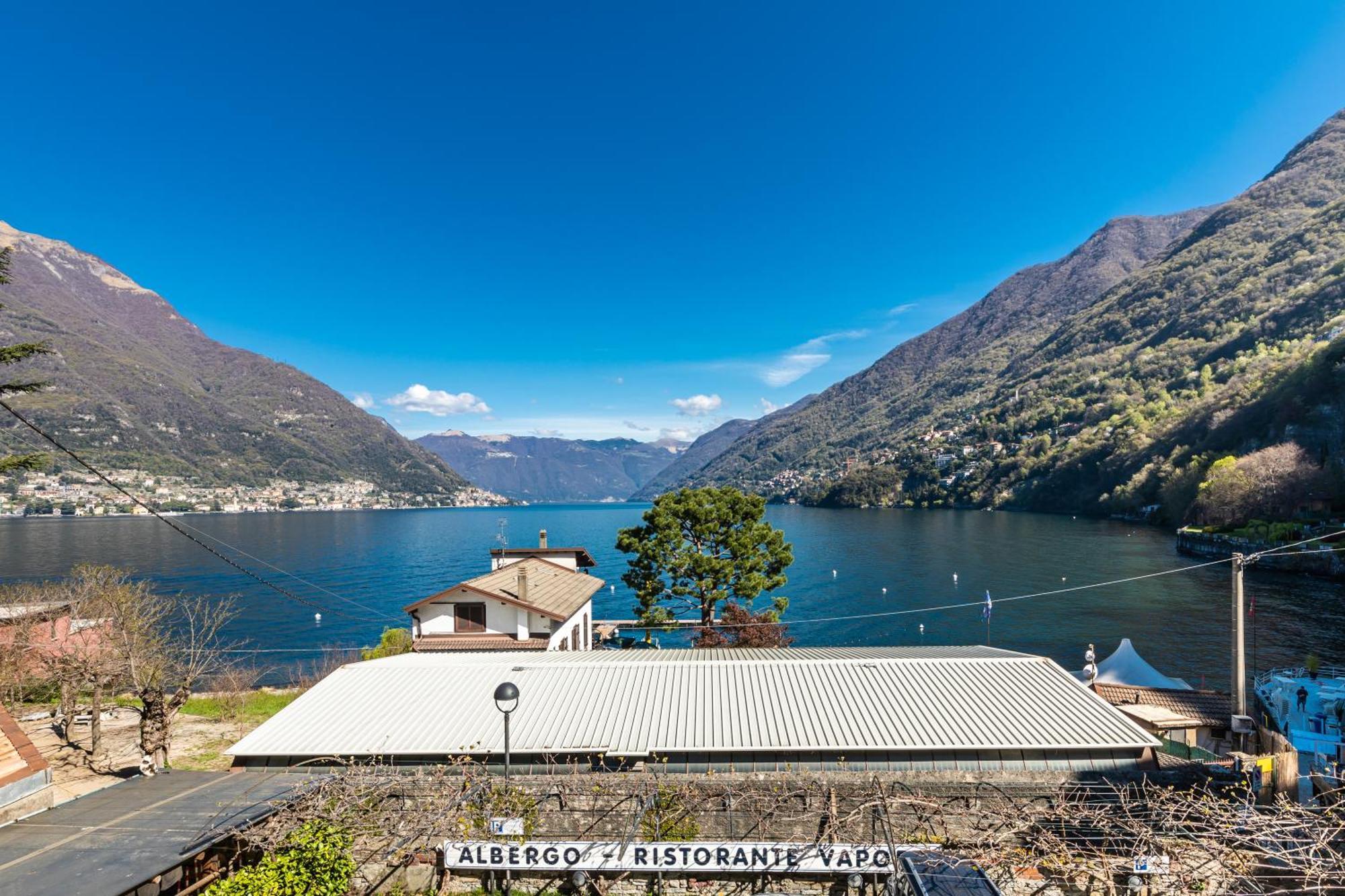 Hotel Ristorante Vapore Faggeto Lario Bagian luar foto