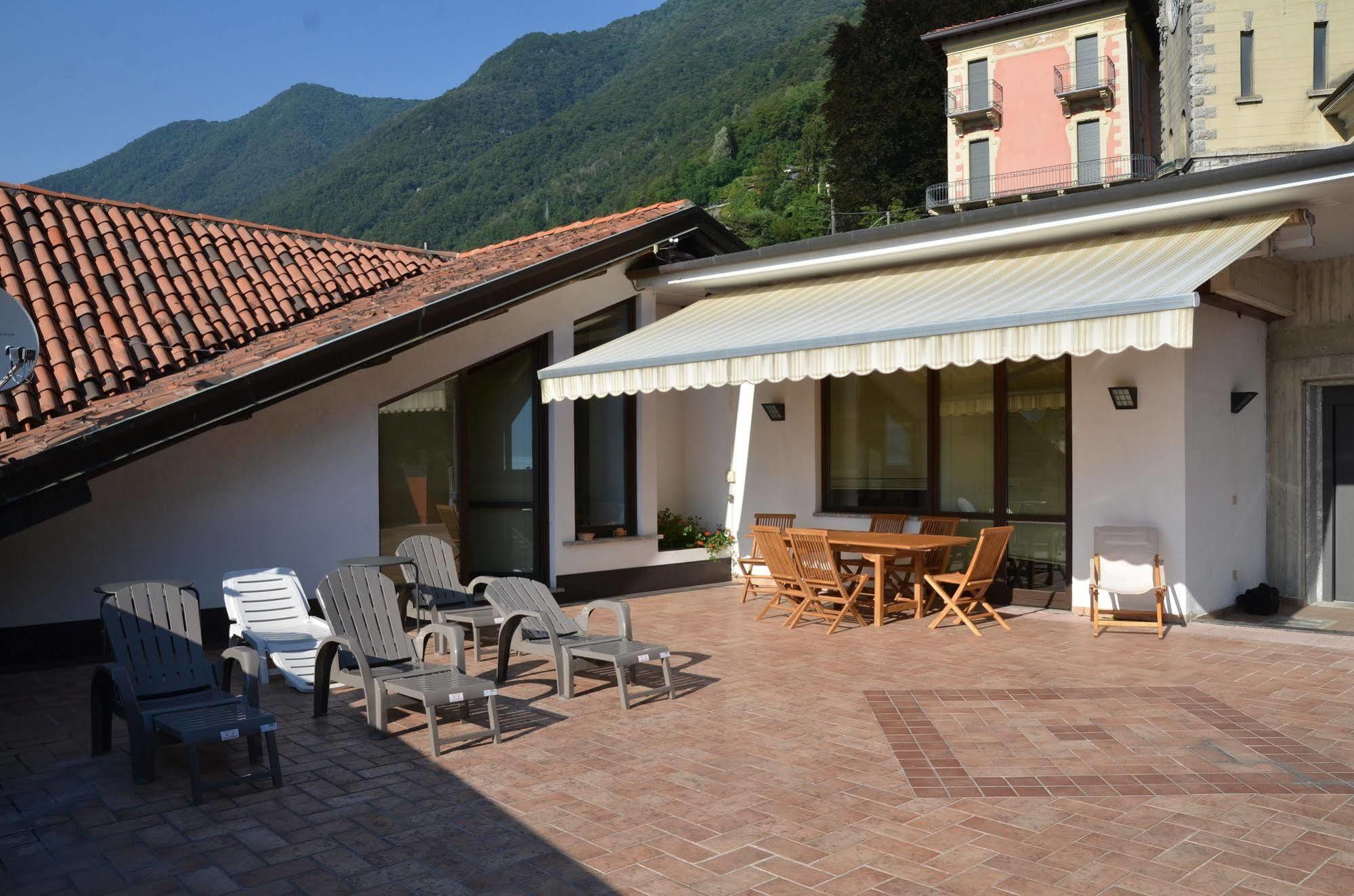 Hotel Ristorante Vapore Faggeto Lario Bagian luar foto