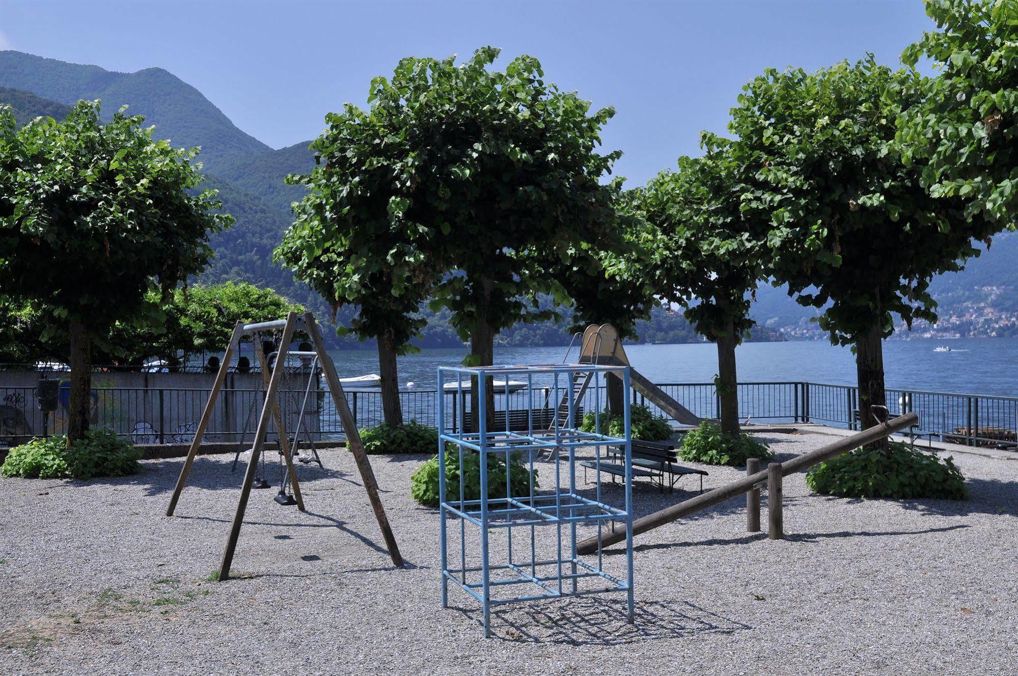 Hotel Ristorante Vapore Faggeto Lario Bagian luar foto