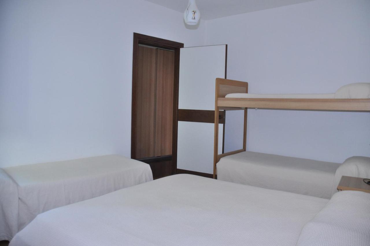 Hotel Ristorante Vapore Faggeto Lario Bagian luar foto
